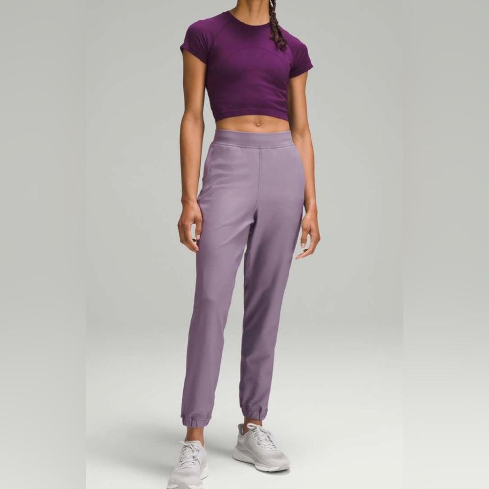 lululemon athletica Lavender Joggers - Picture 3 of 6